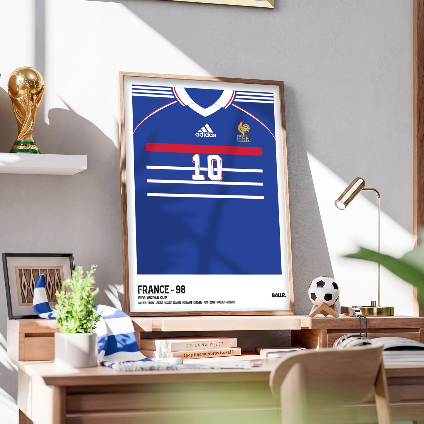 Zizou's Iconic France Kit WC1998 ( Framed Poster )
